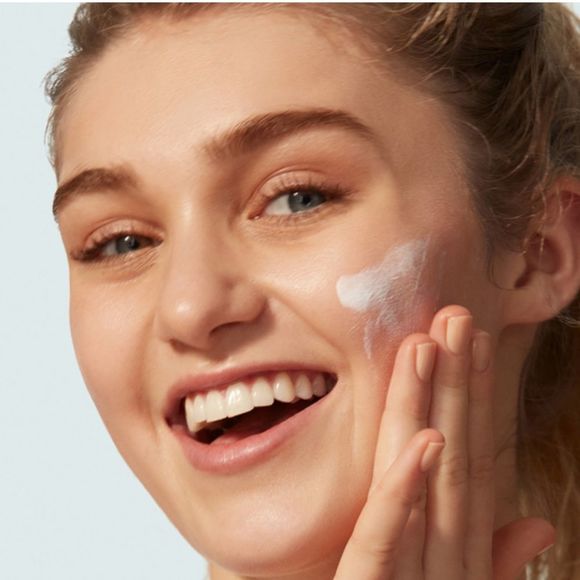 $8❤️‍🔥 Supergoop! PLAY Everyday Lotion SPF30 ☀️🧴 NEW PA++++ Mini Size - Picture 3 of 8